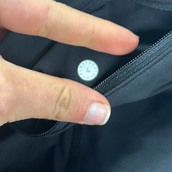 Lululemon Speed Up Tight *Mesh 28" Black - Picture 5 of 5